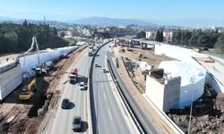 Başiskele Kavşağı'nın silueti ortaya çıkıyor