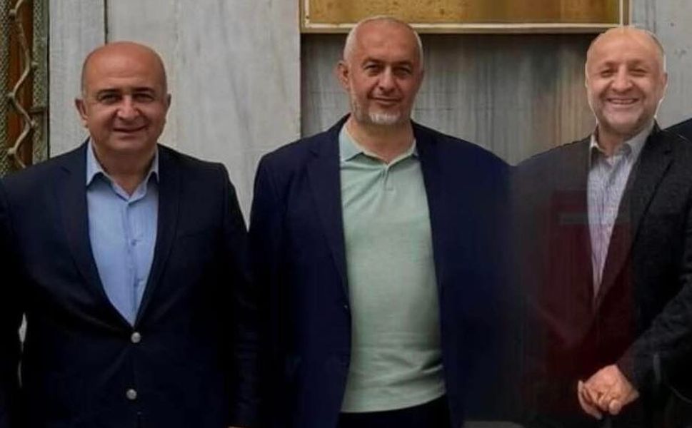 KAREV’de Bayrak Değişimi: Başkanlık Görevi Adem Özbektaş’a Devredildi